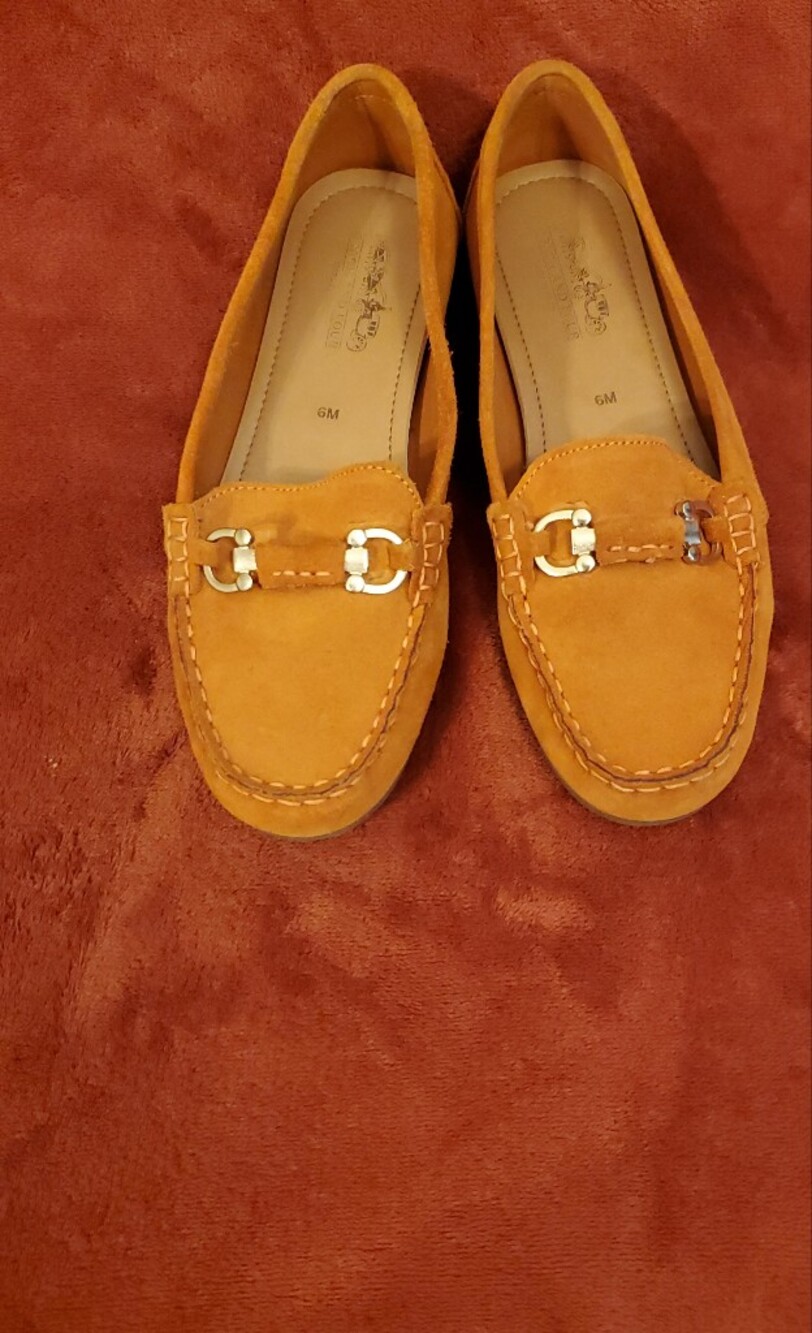 COACH AND FOUR Orange Suede Leather Slip-On Loafers
